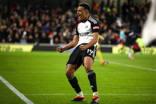 也让后防线 也让后防线