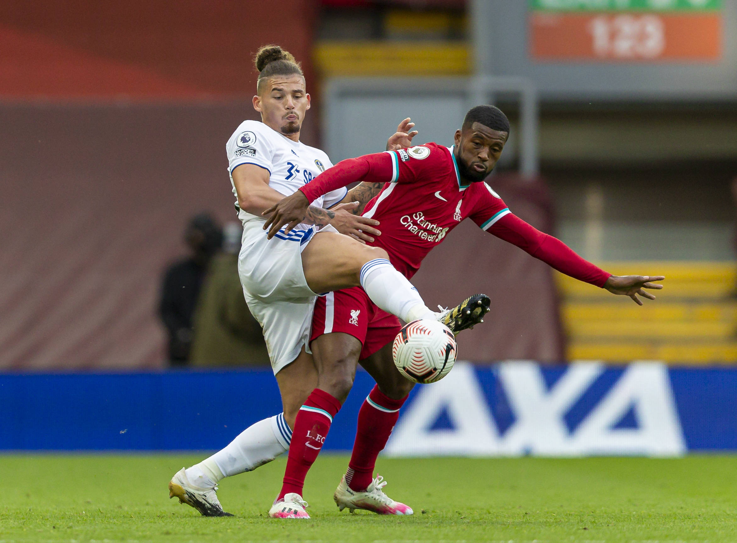 米体：阿莱格里或因言语攻击那不勒斯助教，遭罚款或停赛处罚（米体：阿莱格里疑因言语冒犯那不勒斯助教，恐遭罚款或禁赛）